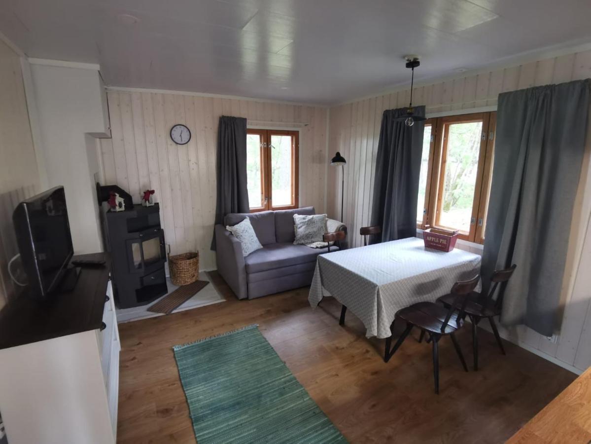 Old Finnish Lakeside Cottage With Sauna Oulu Esterno foto