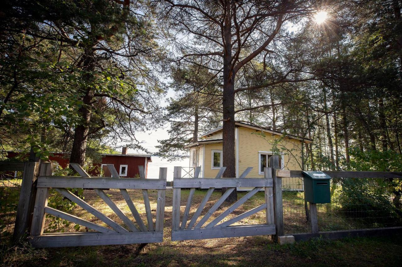 Old Finnish Lakeside Cottage With Sauna Oulu Esterno foto